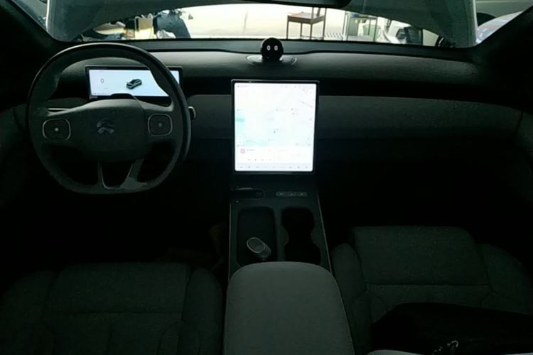 Used Nio ET5T 2024 75kWh Touring Center Console