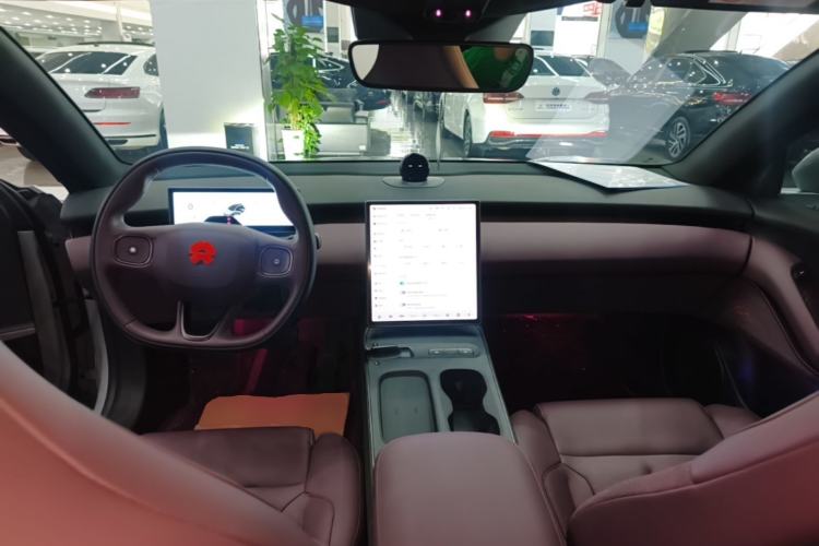 Used Nio ET5T 2024 75kWh Touring Center Console