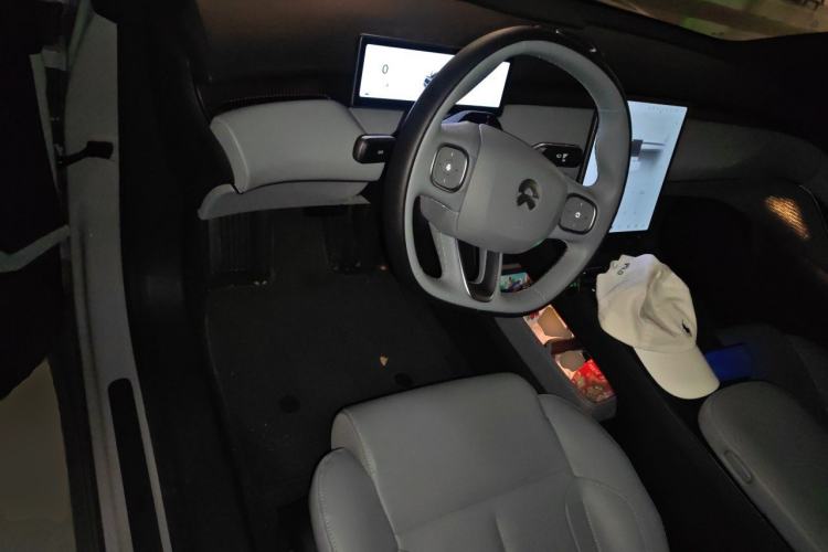 Used Nio ET5T 2024 75kWh Touring Center Console
