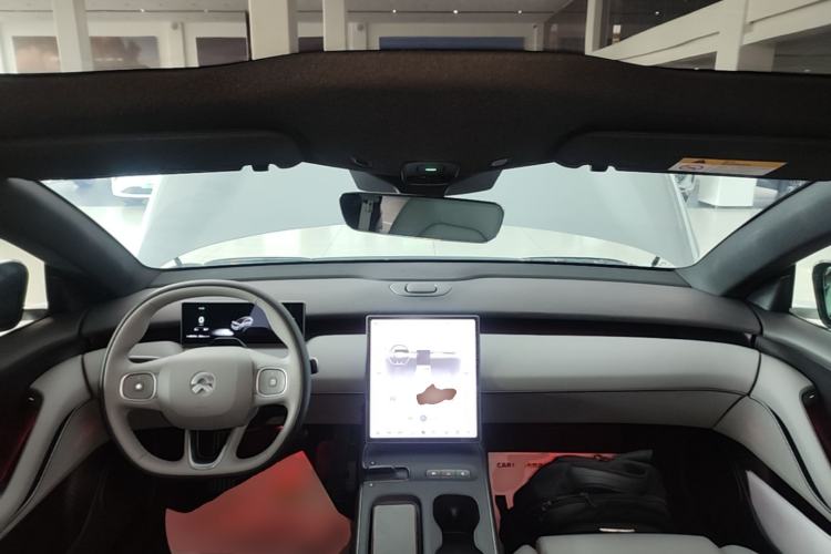 Used Nio ET5T 2024 75kWh Touring Center Console