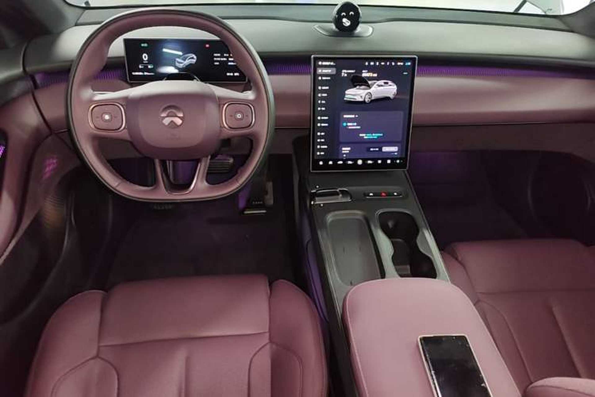 Used Nio ET5T 2024 75kWh Touring Center Console