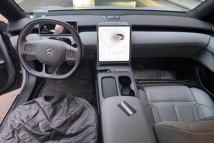Used Nio ET5T 2024 75kWh Touring Center Console