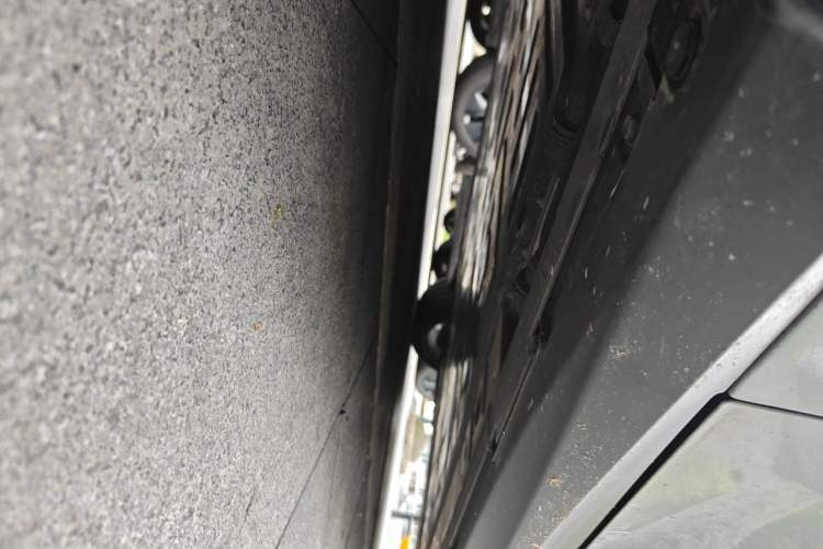 Used Nio ET5T 2024 75kWh Touring Chassis Front Left