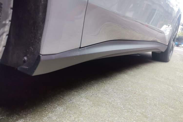 Used Nio ET5T 2024 75kWh Touring Chassis Front Left