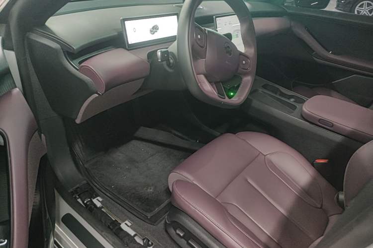 Used Nio ET5T 2024 75kWh Touring Driver Seat