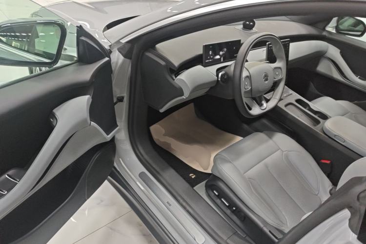 Used Nio ET5T 2024 75kWh Touring Driver Seat