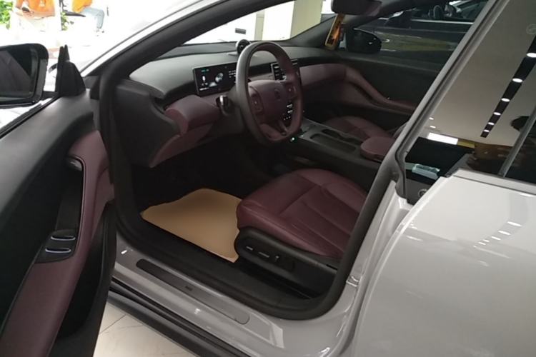 Used Nio ET5T 2024 75kWh Touring Driver Seat