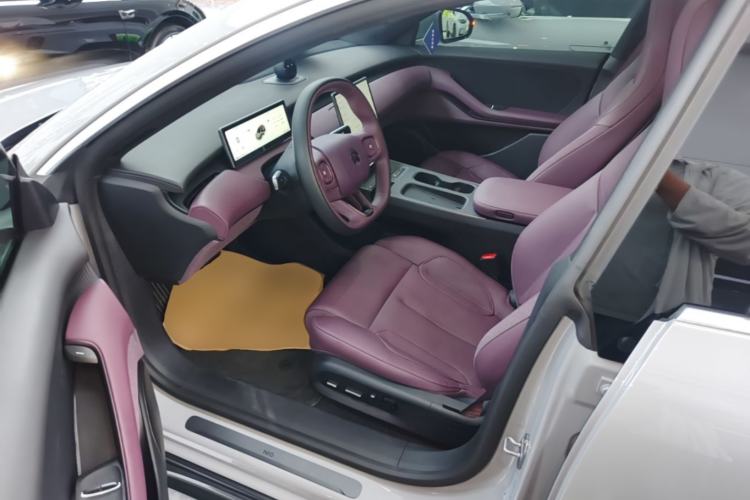 Used Nio ET5T 2024 75kWh Touring Driver Seat