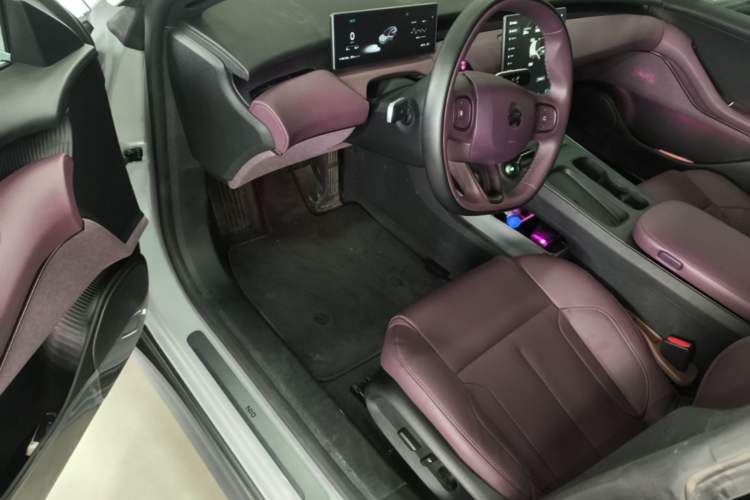 Used Nio ET5T 2024 75kWh Touring Driver Seat