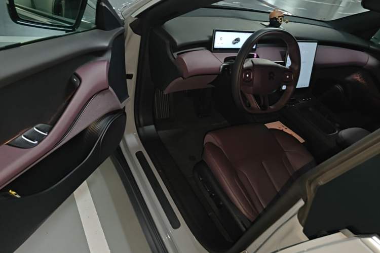 Used Nio ET5T 2024 75kWh Touring Driver Seat