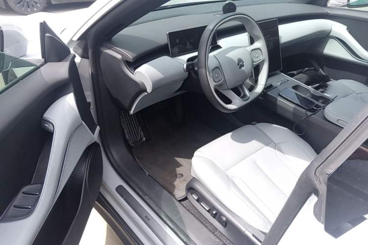 Used Nio ET5T 2024 75kWh Touring Driver Seat