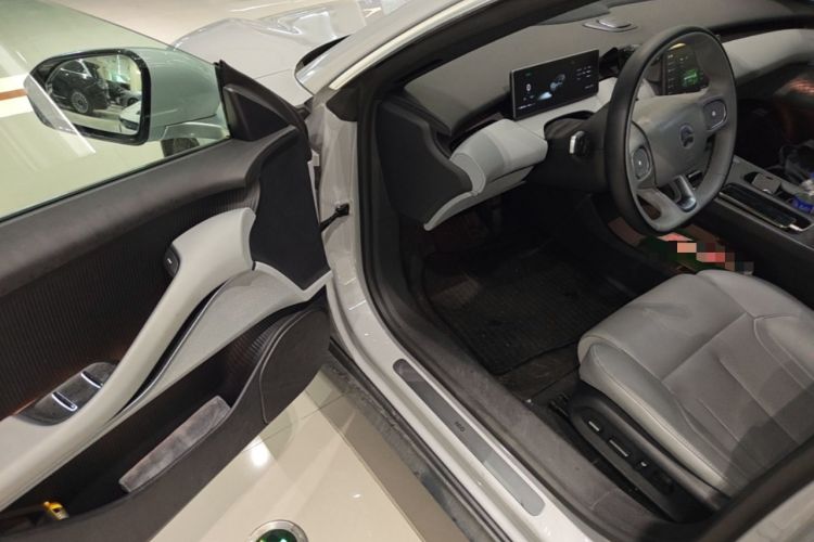 Used Nio ET5T 2024 75kWh Touring Driver Seat