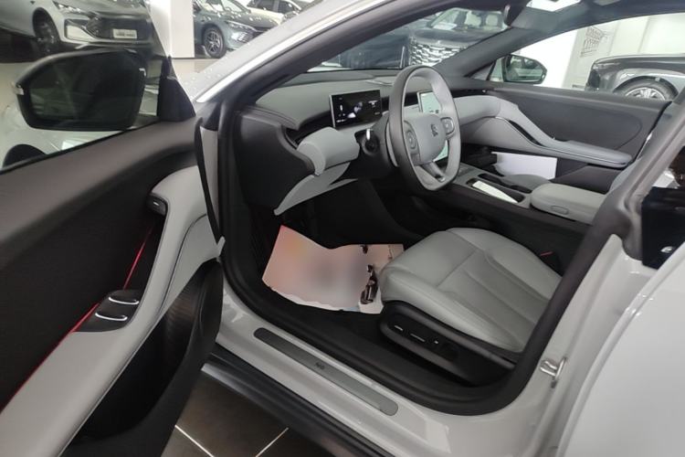 Used Nio ET5T 2024 75kWh Touring Driver Seat
