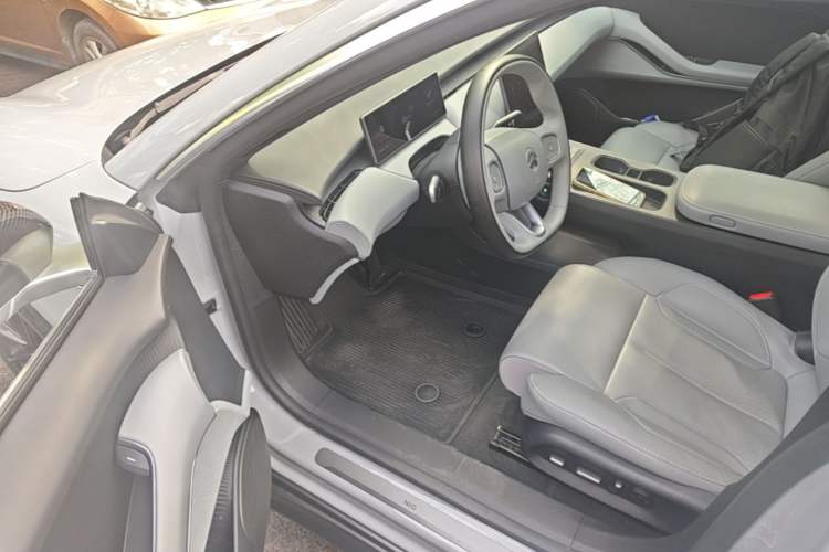 Used Nio ET5T 2024 75kWh Touring Driver Seat