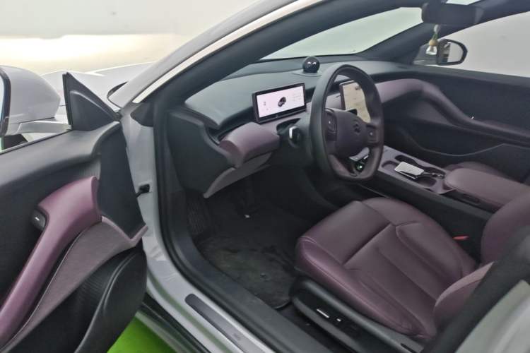 Used Nio ET5T 2024 75kWh Touring Driver Seat