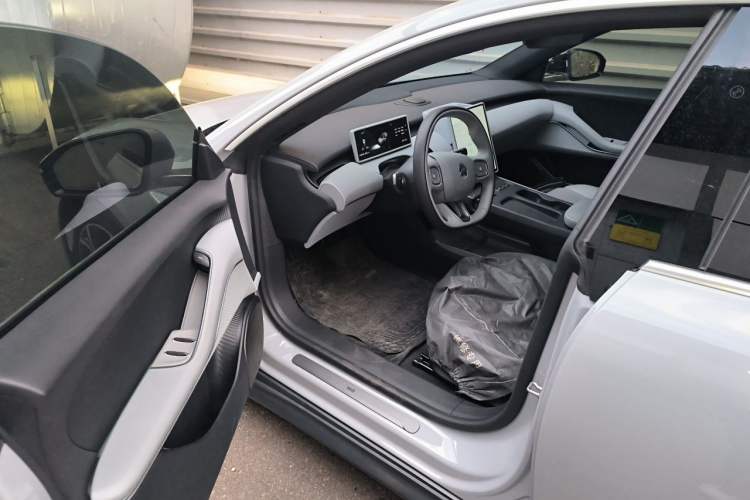 Used Nio ET5T 2024 75kWh Touring Driver Seat