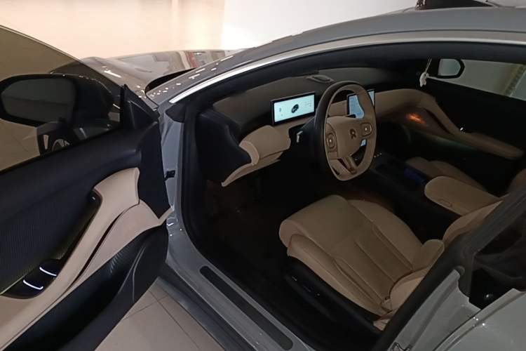 Used Nio ET5T 2024 75kWh Touring Driver Seat