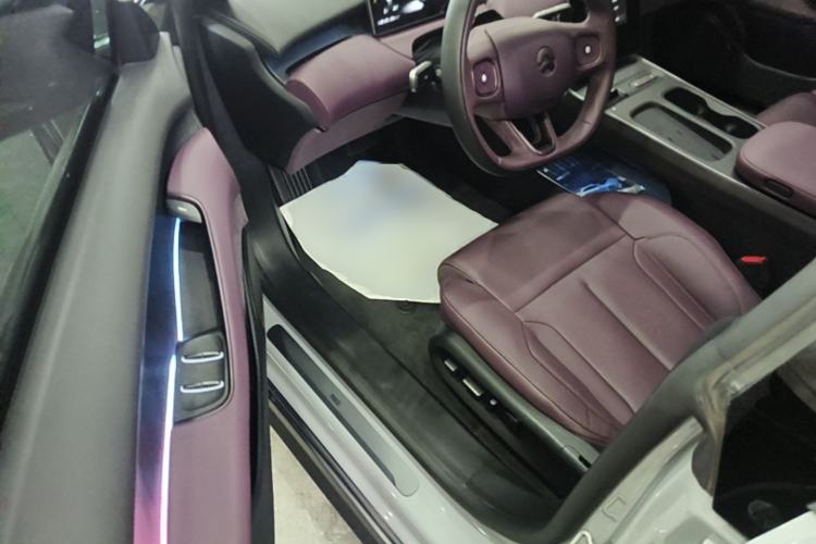 Used Nio ET5T 2024 75kWh Touring Driver Seat