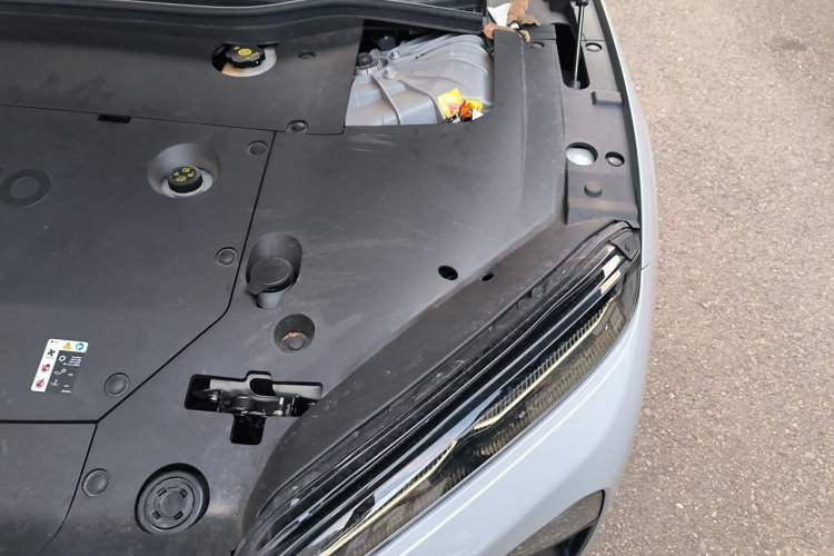 Used Nio ET5T 2024 75kWh Touring Engine Bay Left