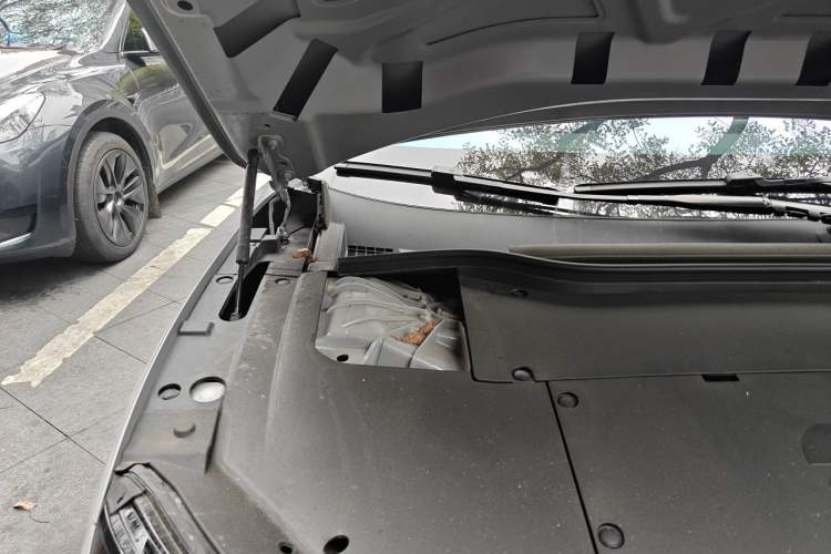 Used Nio ET5T 2024 75kWh Touring Engine Bay Right