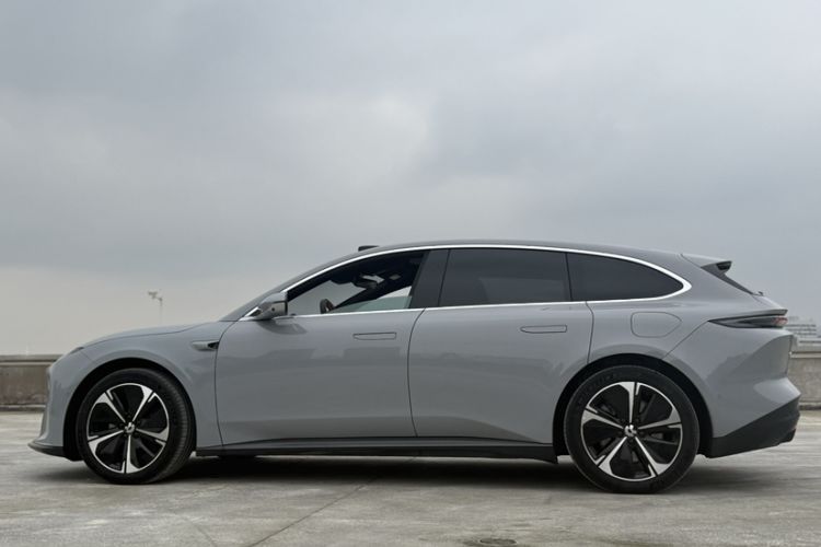Used Nio ET5T 2024 75kWh Touring Exterior 3
