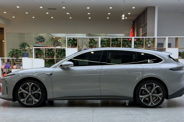 Used Nio ET5T 2024 75kWh Touring Exterior 3