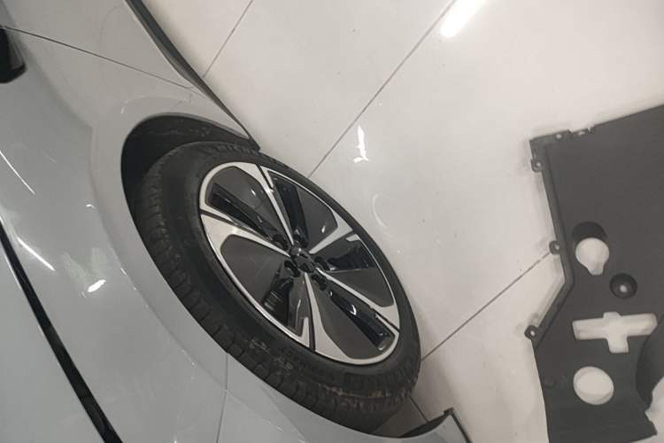 Used Nio ET5T 2024 75kWh Touring Exterior 4