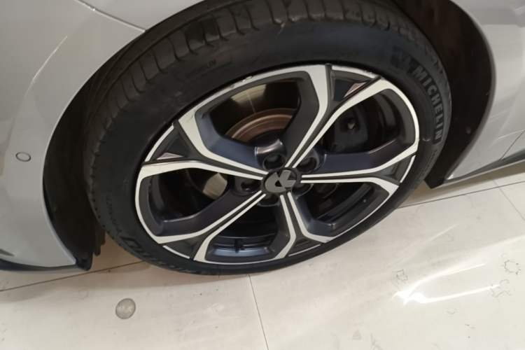 Used Nio ET5T 2024 75kWh Touring Exterior 4