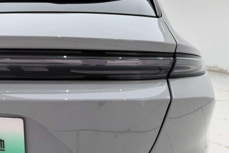 Used Nio ET5T 2024 75kWh Touring Exterior 4