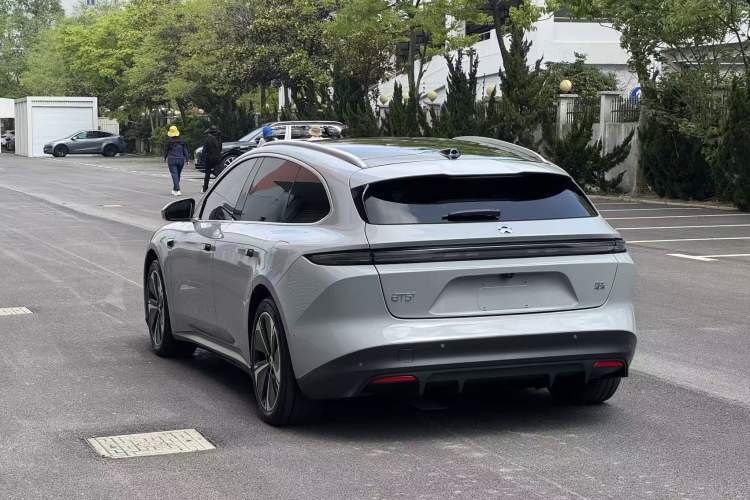 Used Nio ET5T 2024 75kWh Touring Exterior 4