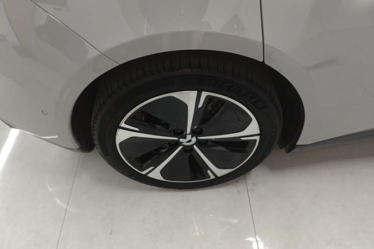 Used Nio ET5T 2024 75kWh Touring Exterior 5