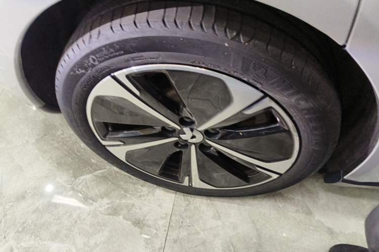 Used Nio ET5T 2024 75kWh Touring Exterior 5