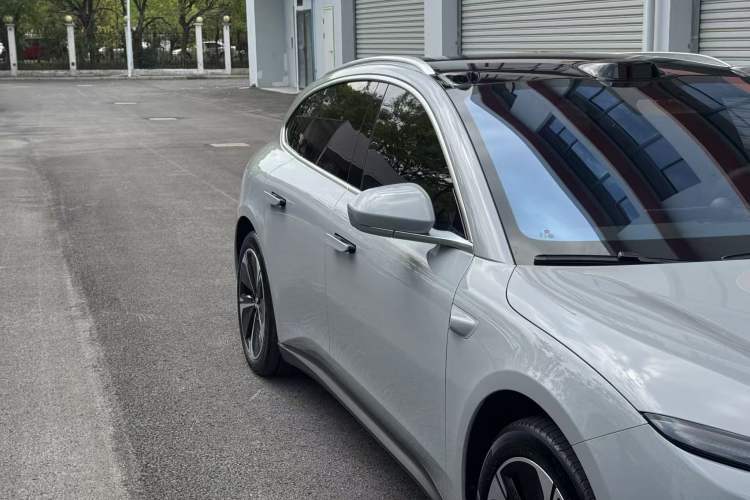 Used Nio ET5T 2024 75kWh Touring Exterior 6