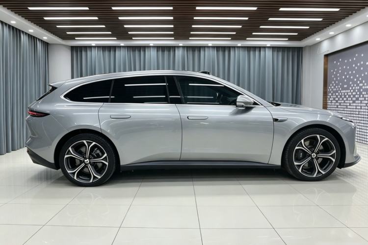 Used Nio ET5T 2024 75kWh Touring Exterior 7