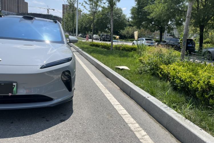 Used Nio ET5T 2024 75kWh Touring Exterior 7