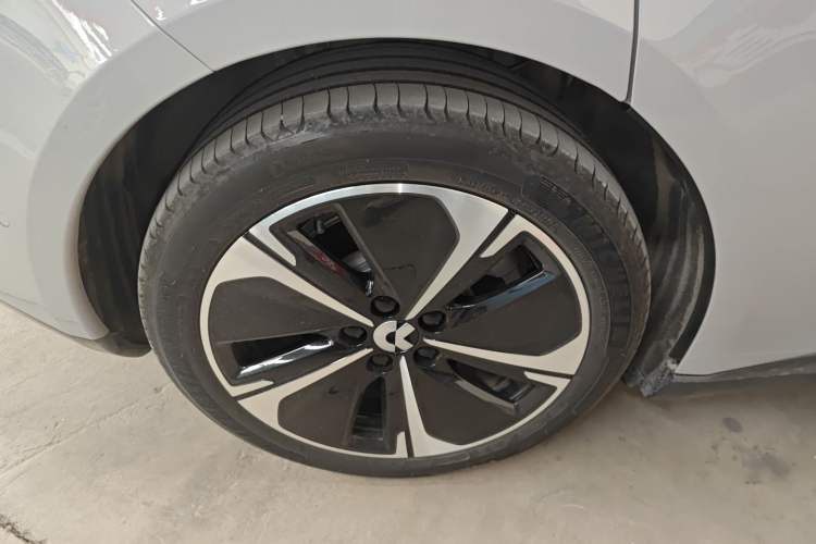 Used Nio ET5T 2024 75kWh Touring Exterior 8