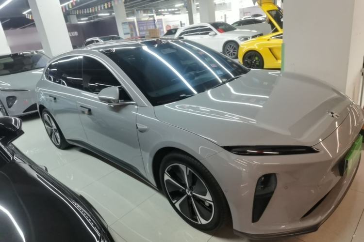 Used Nio ET5T 2024 75kWh Touring Front Right 45 Deg