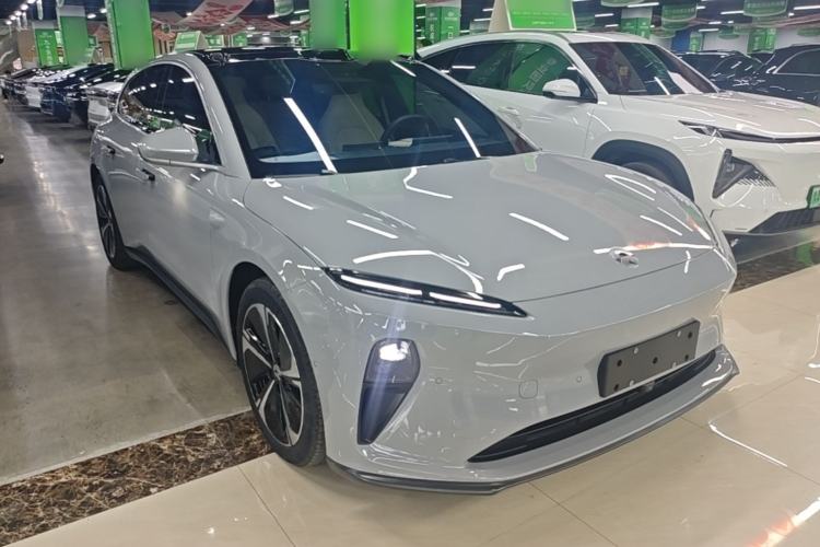 Used Nio ET5T 2024 75kWh Touring Front Right 45 Deg
