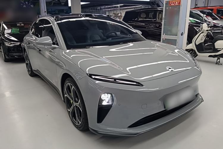 Used Nio ET5T 2024 100kWh Touring Front Right 45 Deg