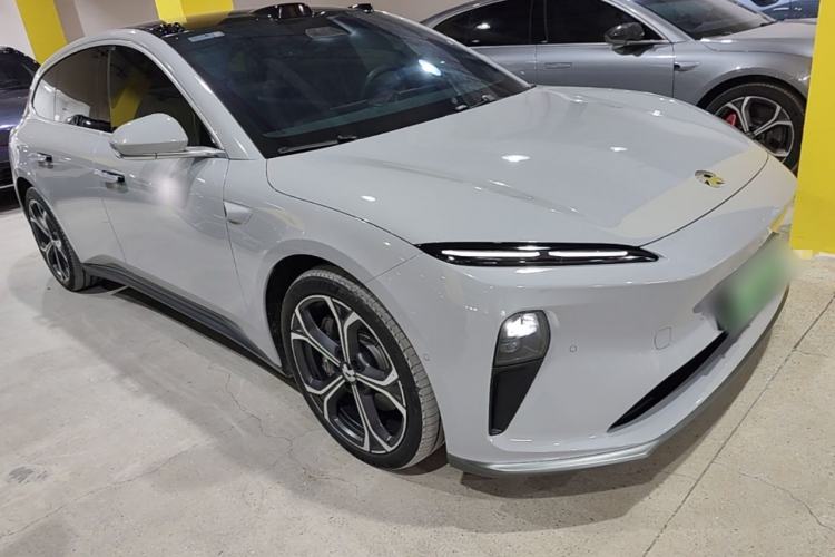 Used Nio ET5T 2024 75kWh Touring Front Right 45 Deg