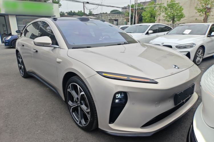 Used Nio ET5T 2024 75kWh Touring Front Right 45 Deg