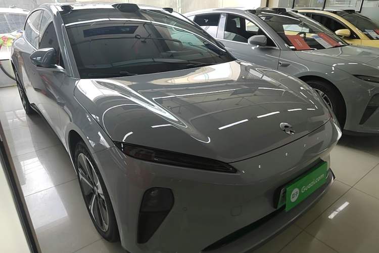 Used Nio ET5T 2024 75kWh Touring Front Right 45 Deg
