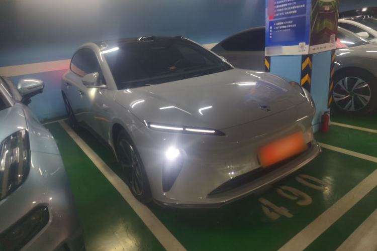 Used Nio ET5T 2024 75kWh Touring Front Right 45 Deg