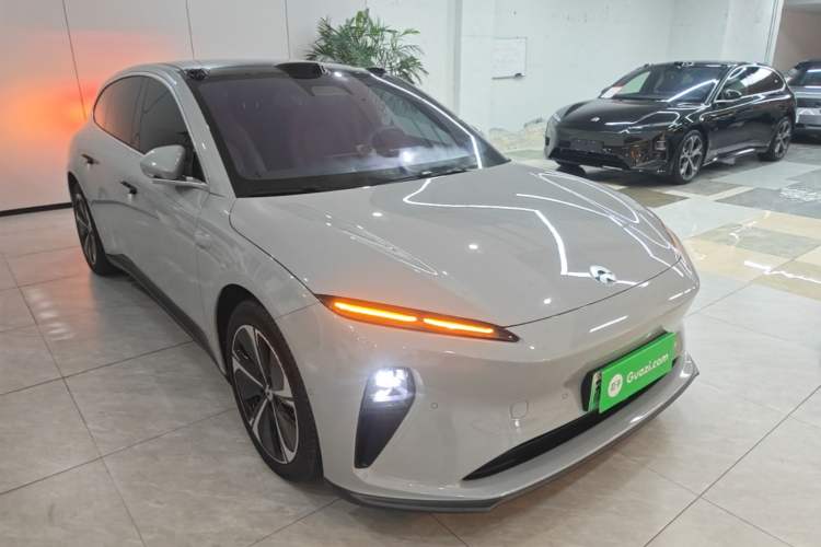 Used Nio ET5T 2024 75kWh Touring Front Right 45 Deg