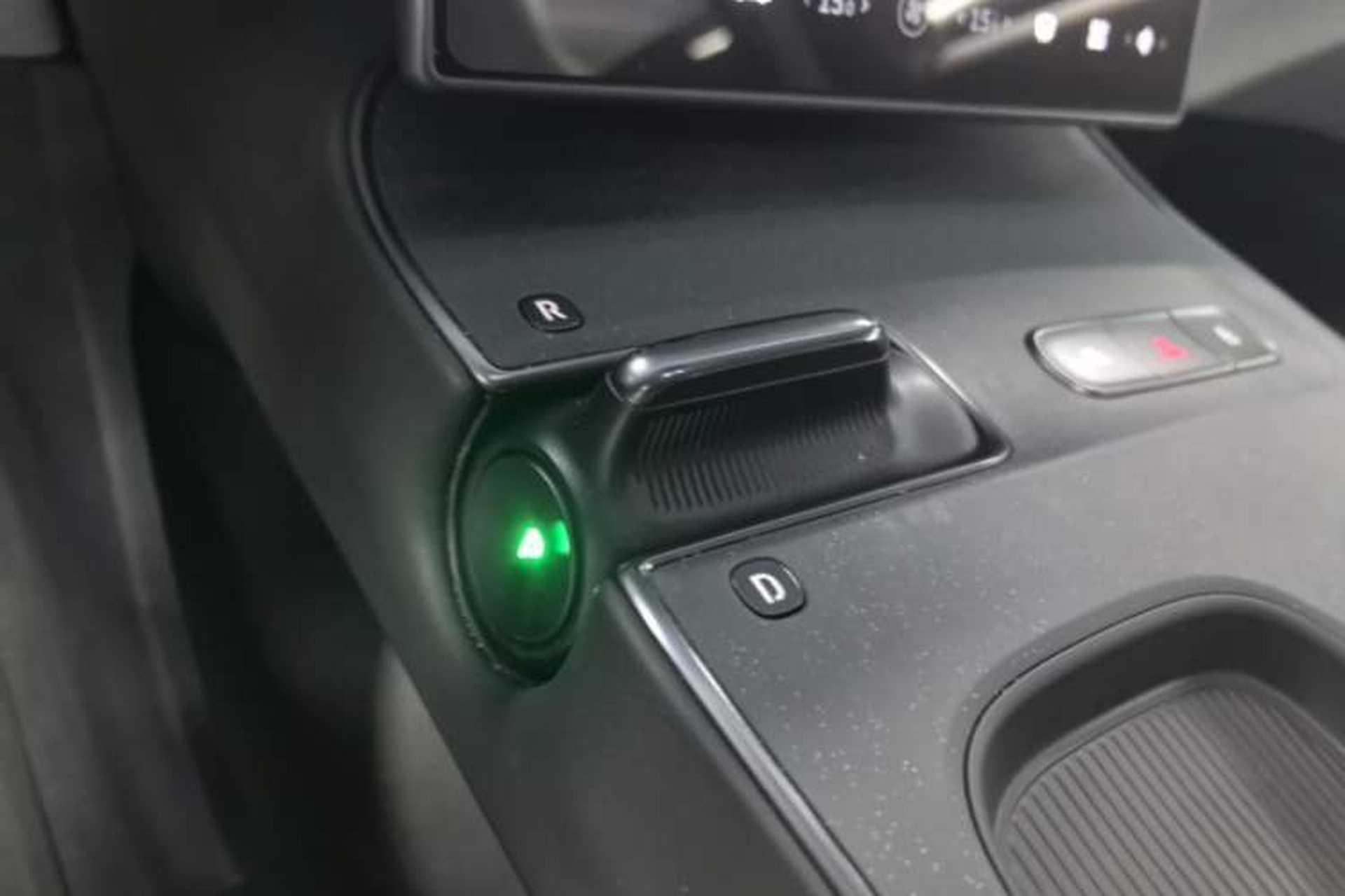 Used Nio ET5T 2024 75kWh Touring Gear Lever