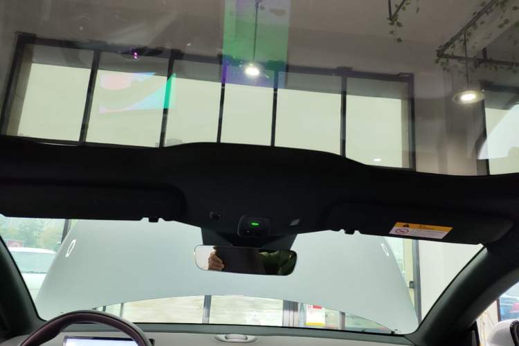 Used Nio ET5T 2024 75kWh Touring Headliner