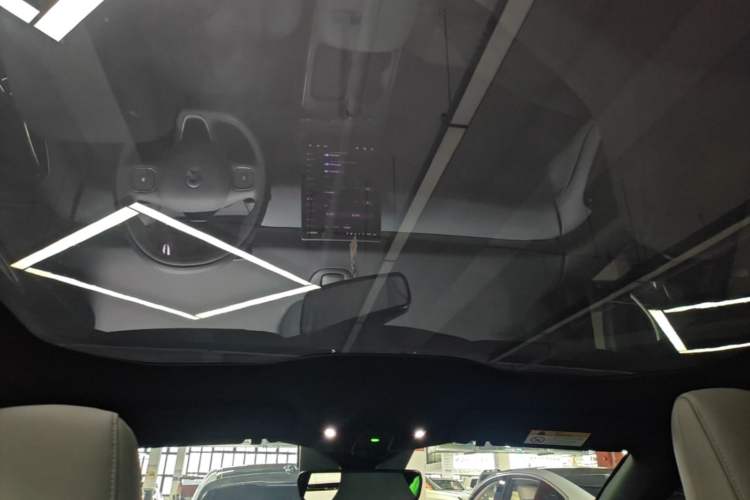 Used Nio ET5T 2024 75kWh Touring Headliner