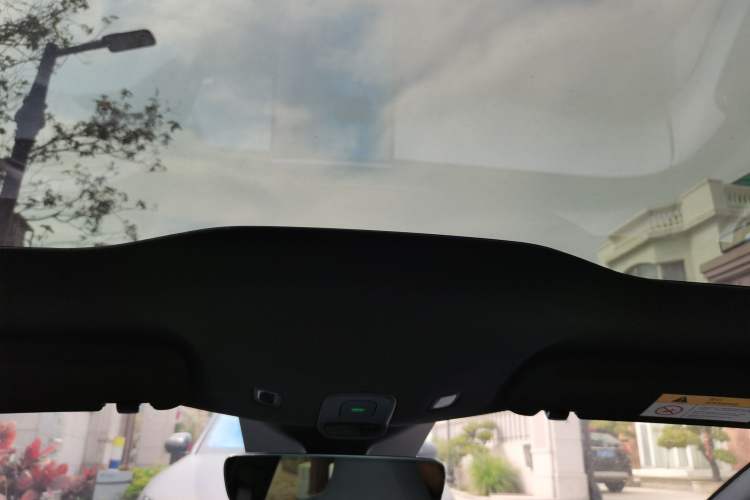 Used Nio ET5T 2024 75kWh Touring Headliner