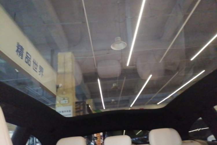 Used Nio ET5T 2024 75kWh Touring Headliner