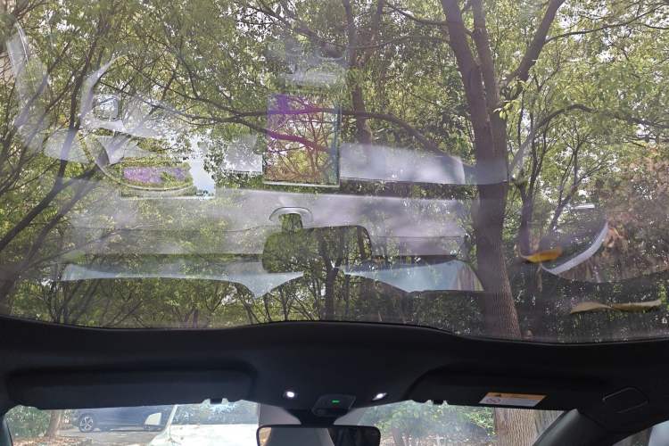 Used Nio ET5T 2024 75kWh Touring Headliner
